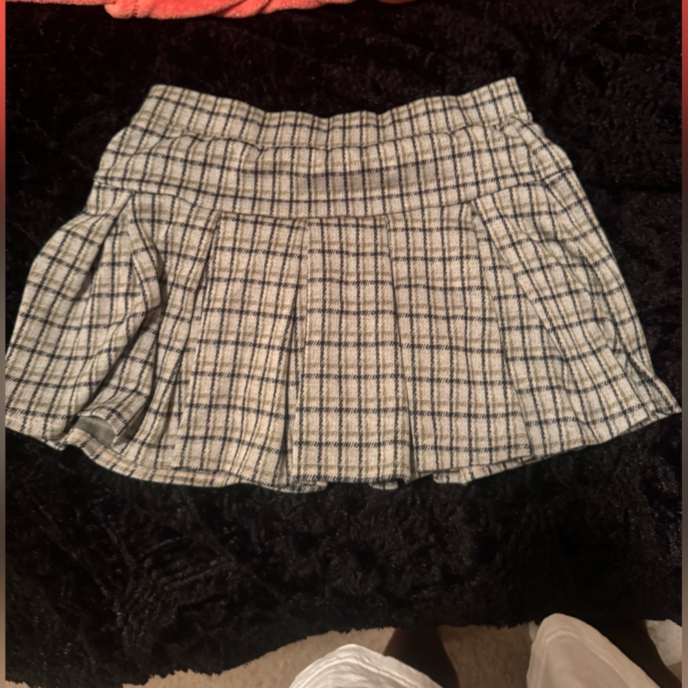 Plaid Pleated Skirt